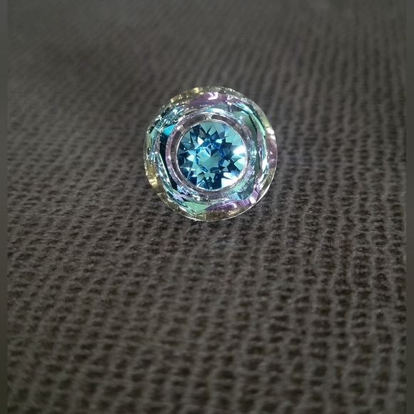 Sterling Silver🤍 Spherical Crystal  Ring💍 - NWOT - Picture 8 of 16